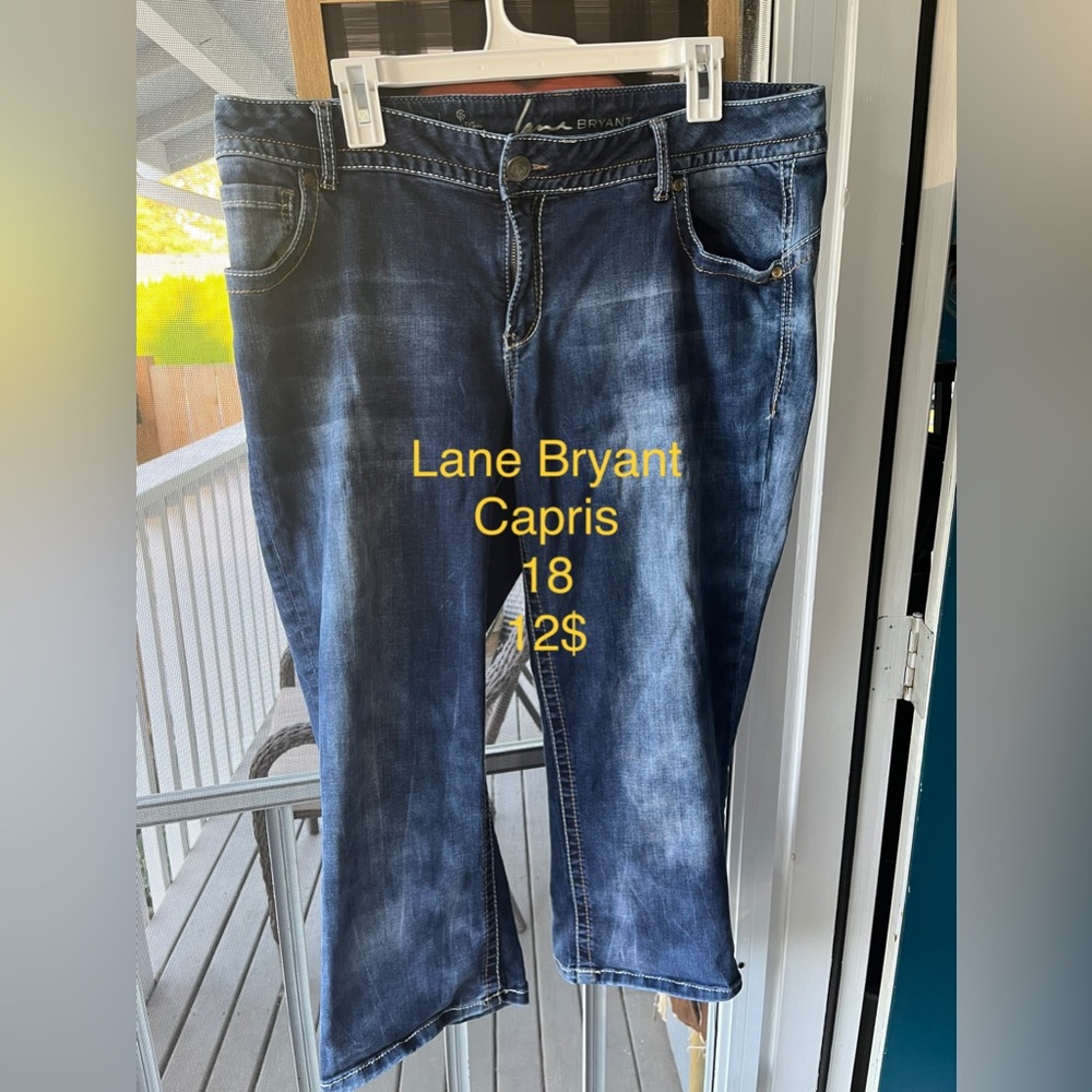 Lane Bryant size 18 capris